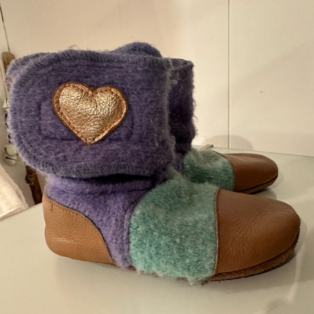 Nooks Booties Size 8.5